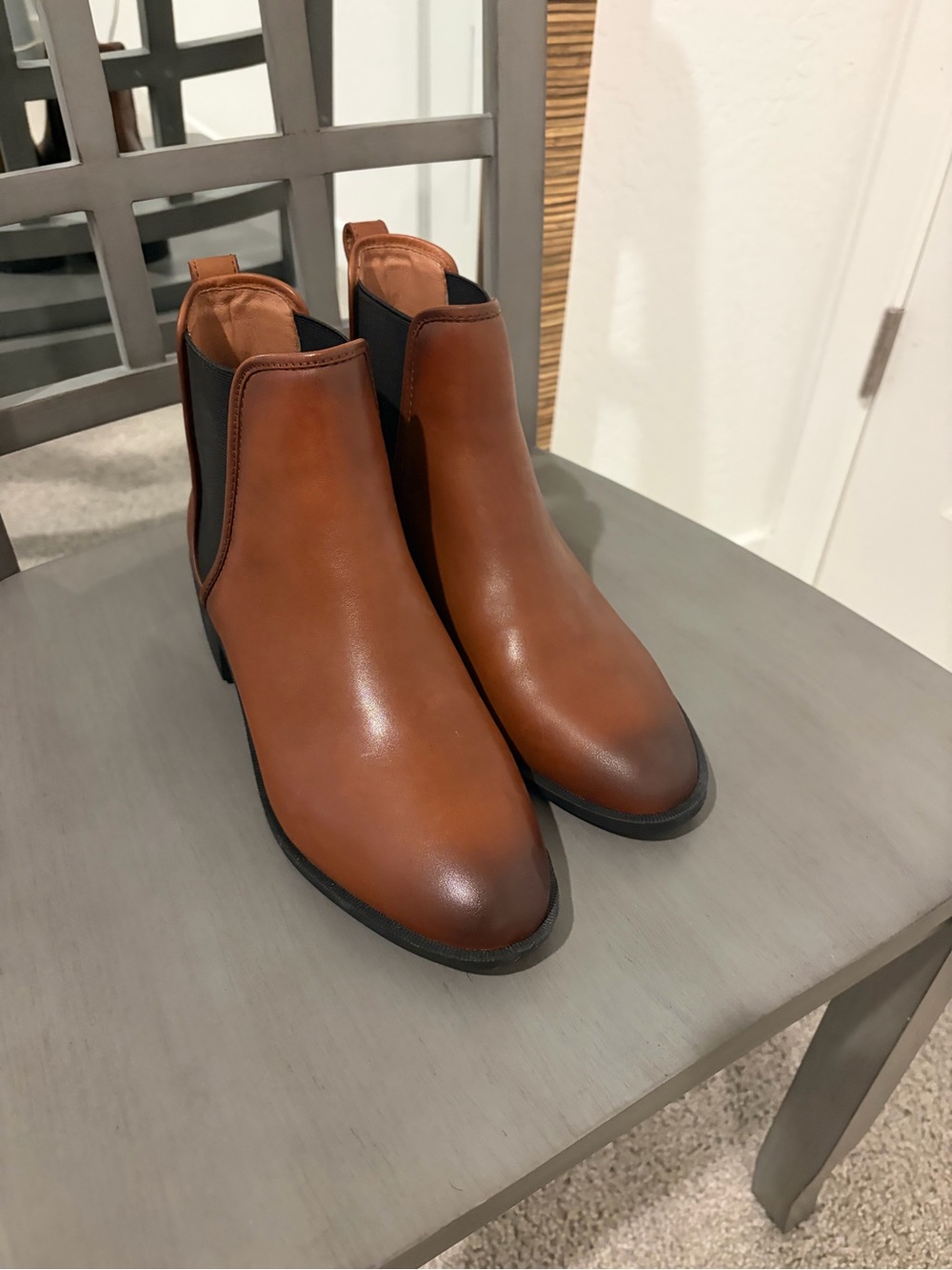 Steve Madden brown Leather Chelsea Ankle Boots - Picture 2 of 5